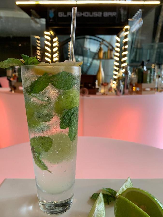 Hyatt Regency Mumbai International Airport Exterior foto A mojito